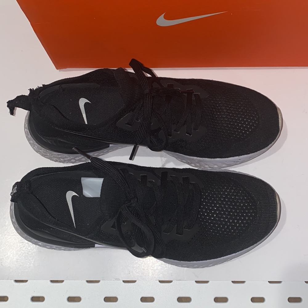 Authentic Nike men’s epic react sneakers sz 9 - Picture 2 of 16